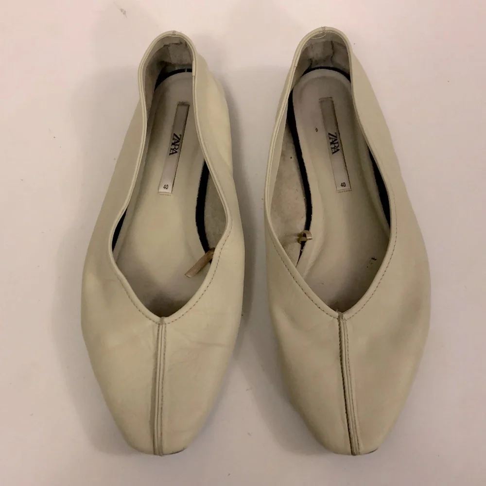 Zara 40 (9-9.5 USA) Ballet Flat Shoes Cream Bone Leather Excellent Condition - Picture 2 of 9